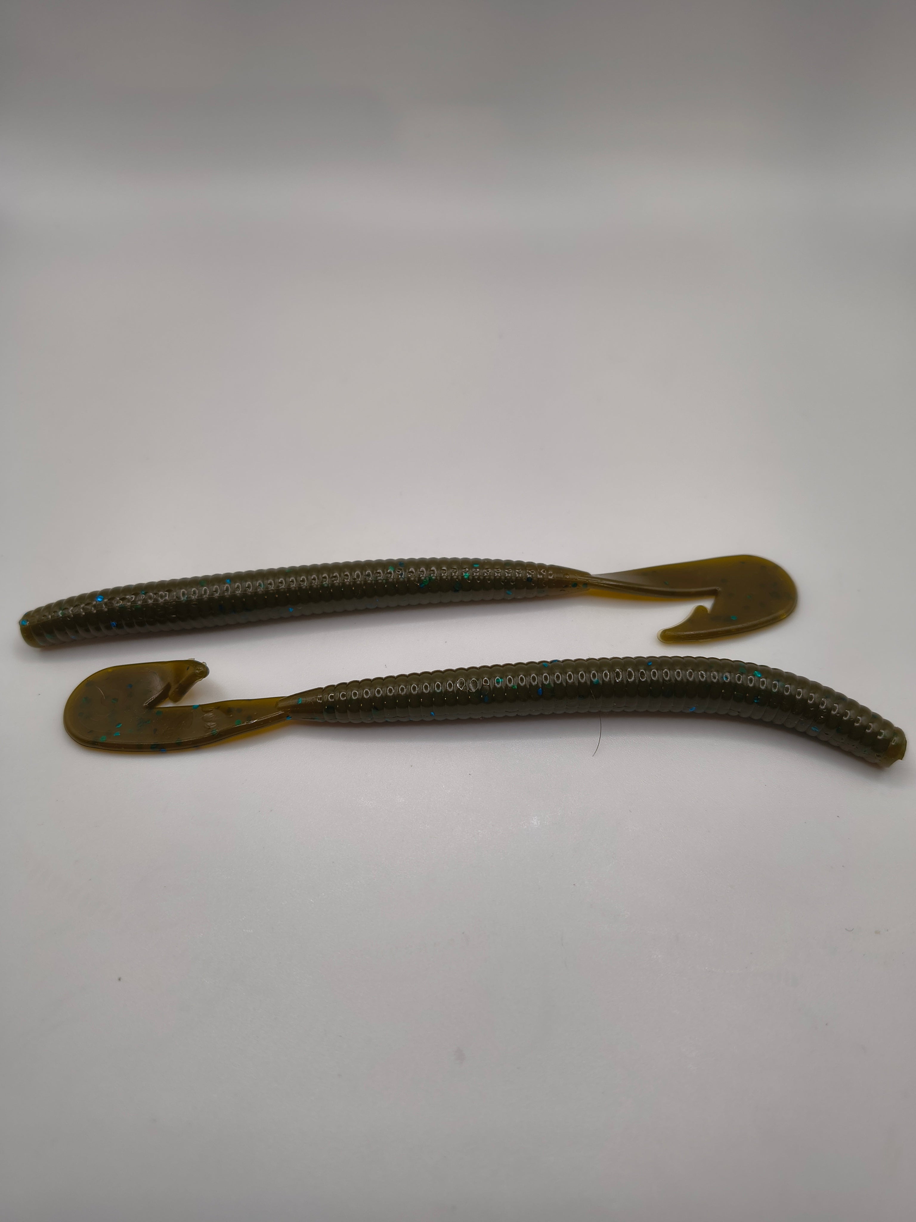 5.75" AR WORM