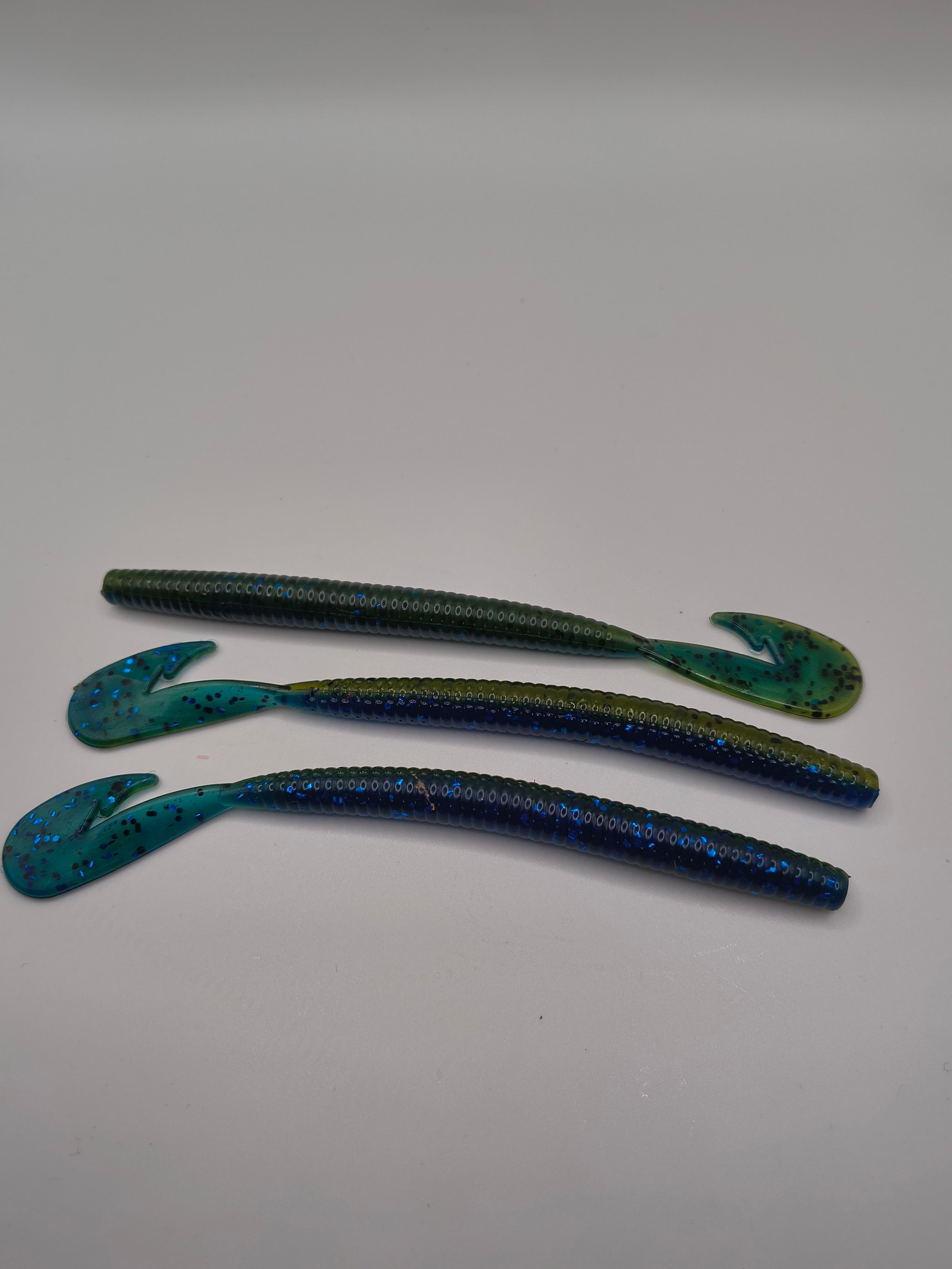 5.75" AR WORM